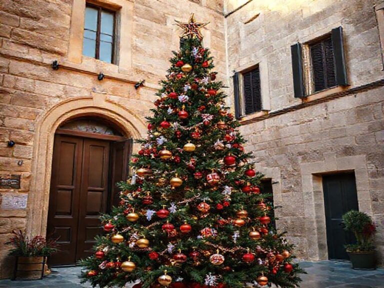 Malta Designer wants to 'bring back memories' with Valletta scented Christmas tree